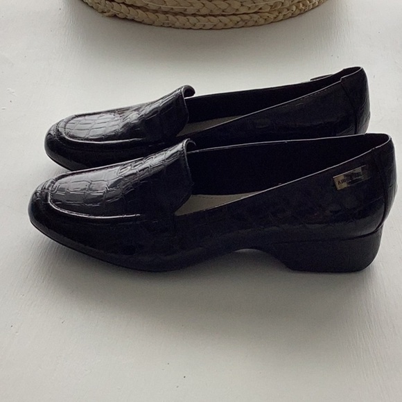NWT Anne Klein iflex Patent Leather Croc Loafers in Size 6.5 - Picture 4 of 5